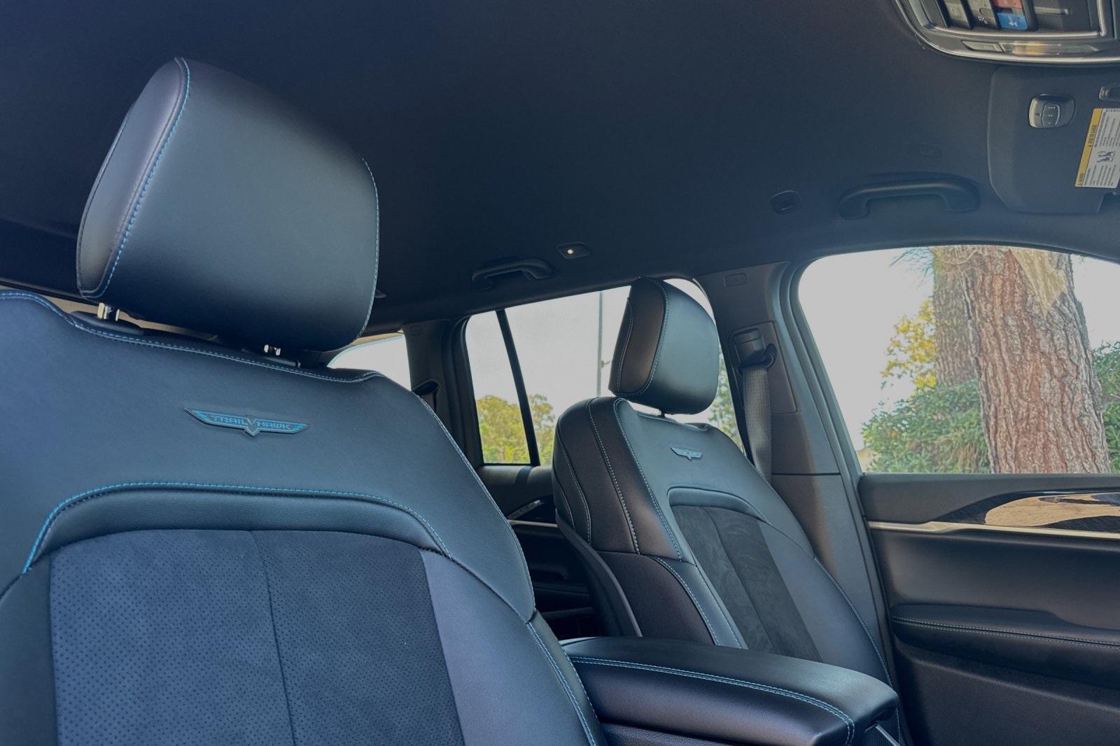 2023 Jeep Grand Cherokee Trailhawk 4xe photo 16