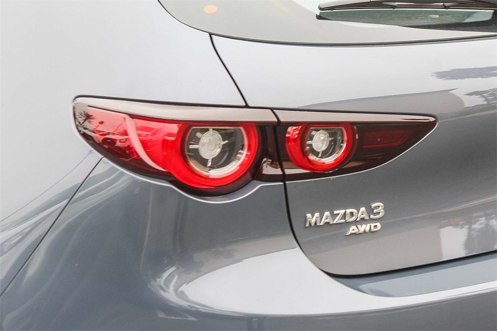 2025 Mazda Mazda3 2.5 s Carbon photo 5