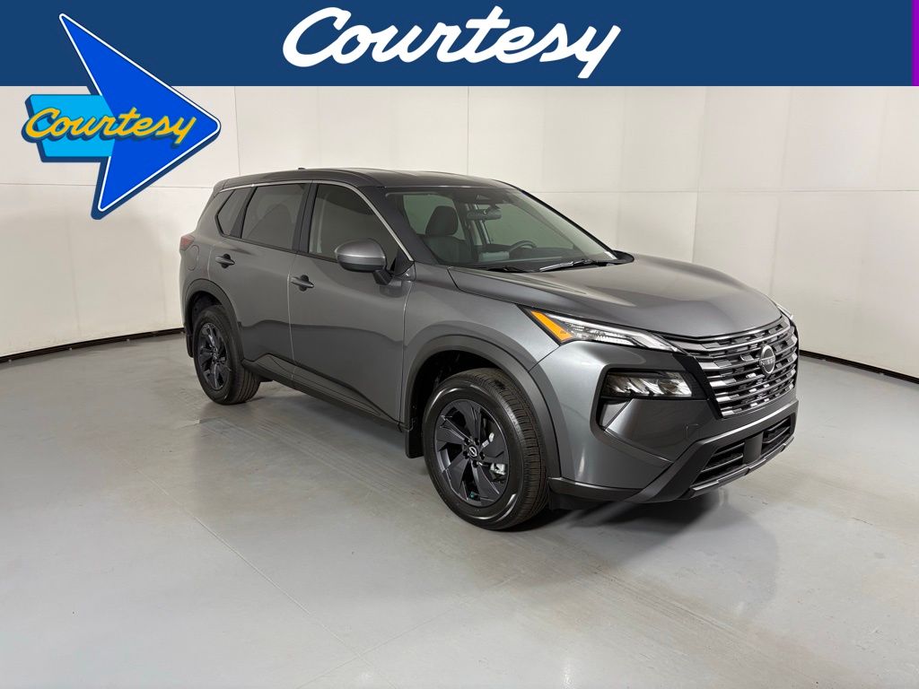 2026 Nissan Rogue SV's photo