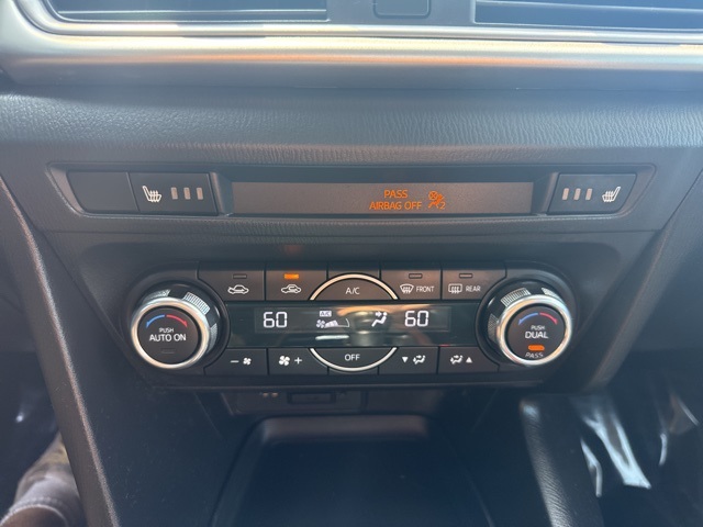 2018 Mazda Mazda3 Touring photo 12