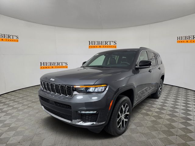 2025 Jeep Cherokee Limited photo 2