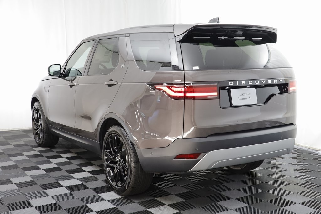 2025 Land Rover Discovery S photo 12