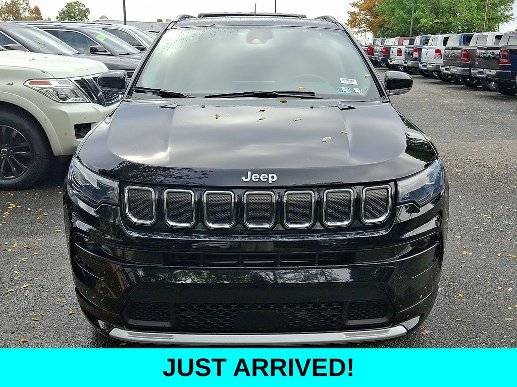 2022 Jeep Compass Limited photo 2
