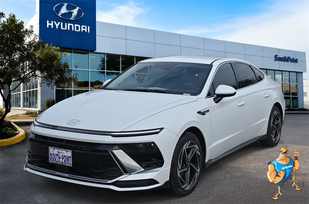 2026 Hyundai Sonata SEL's photo
