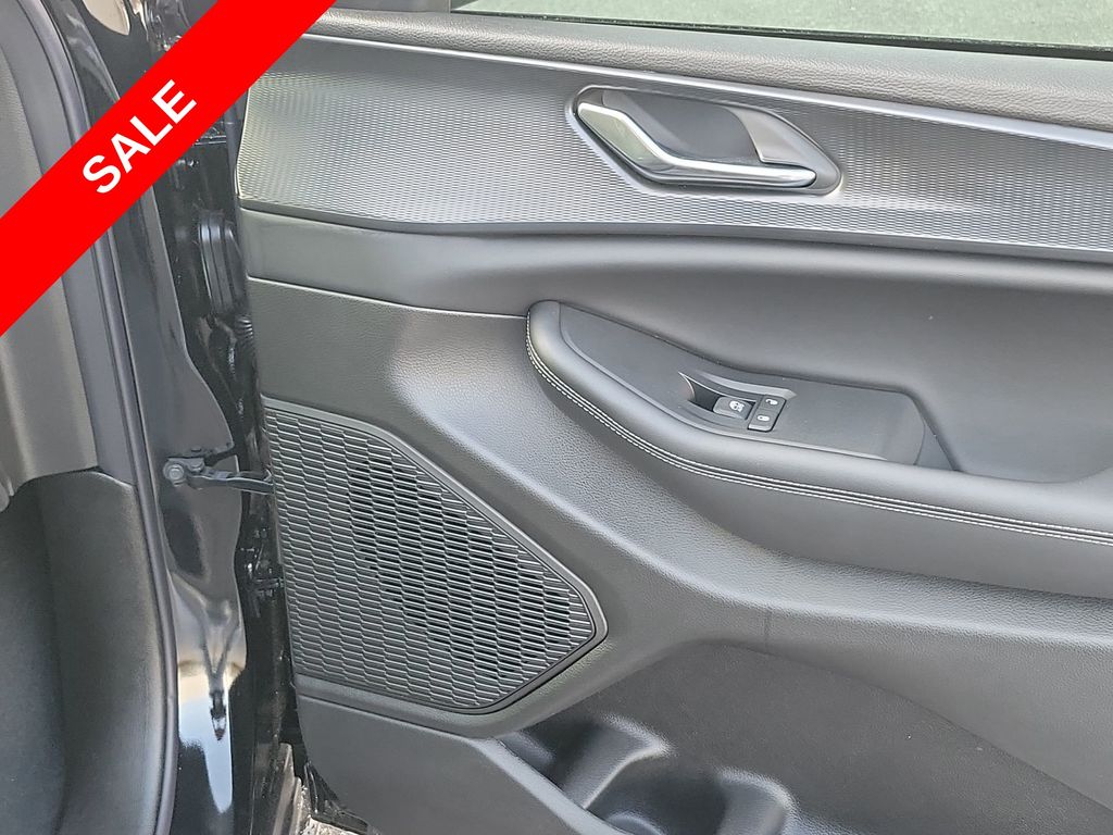 2025 Jeep Grand Cherokee Laredo Altitude photo 43