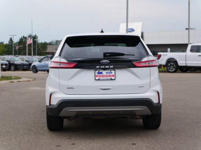 2022 Ford Edge SEL photo 15