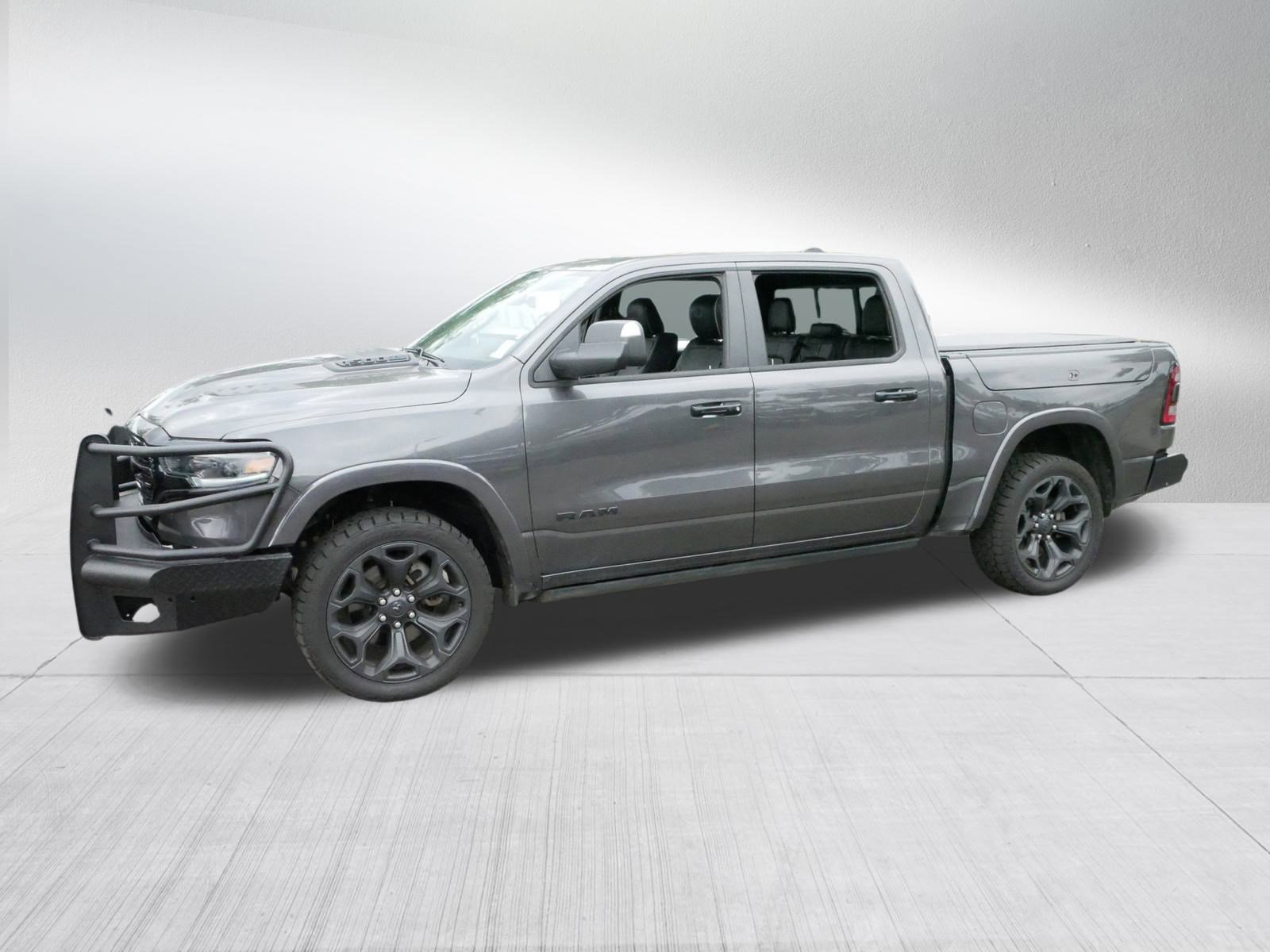 2023 Ram 1500 Limited photo 3