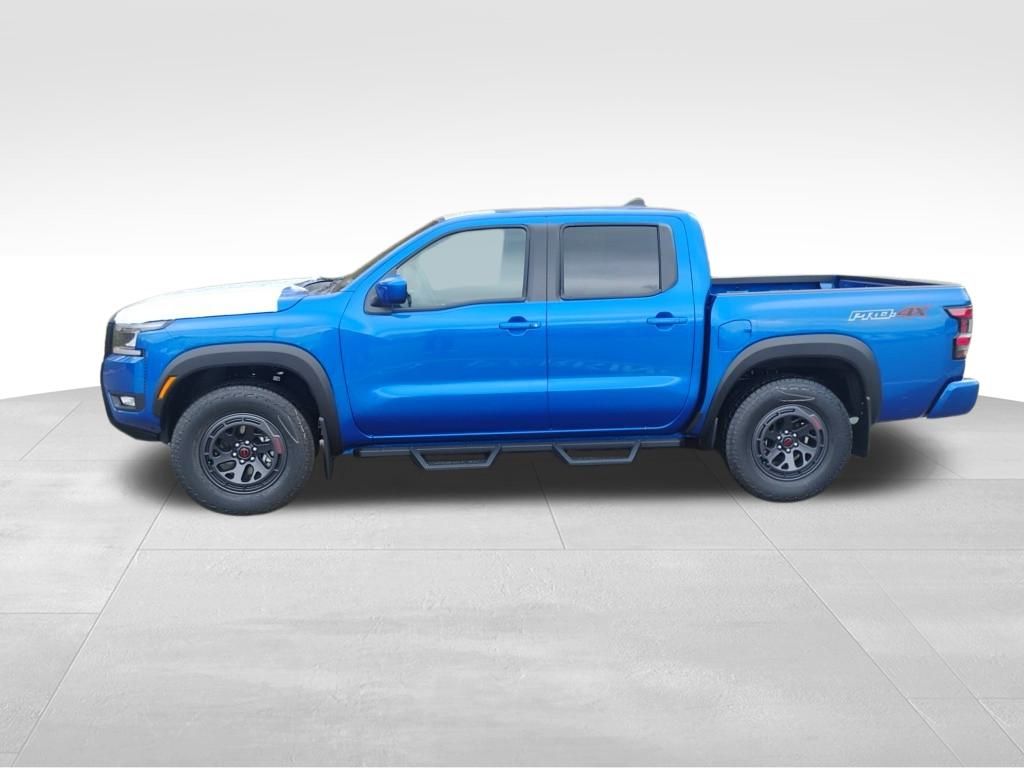 2025 Nissan Frontier PRO-4X photo 3