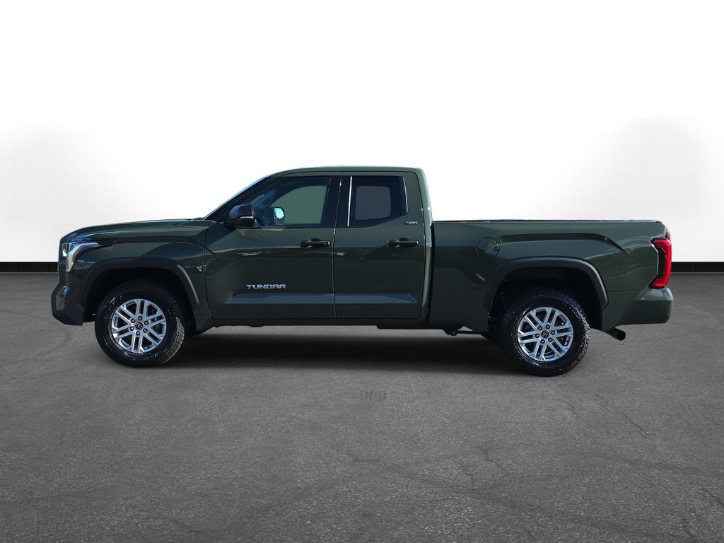 2022 Toyota Tundra SR5 photo 8