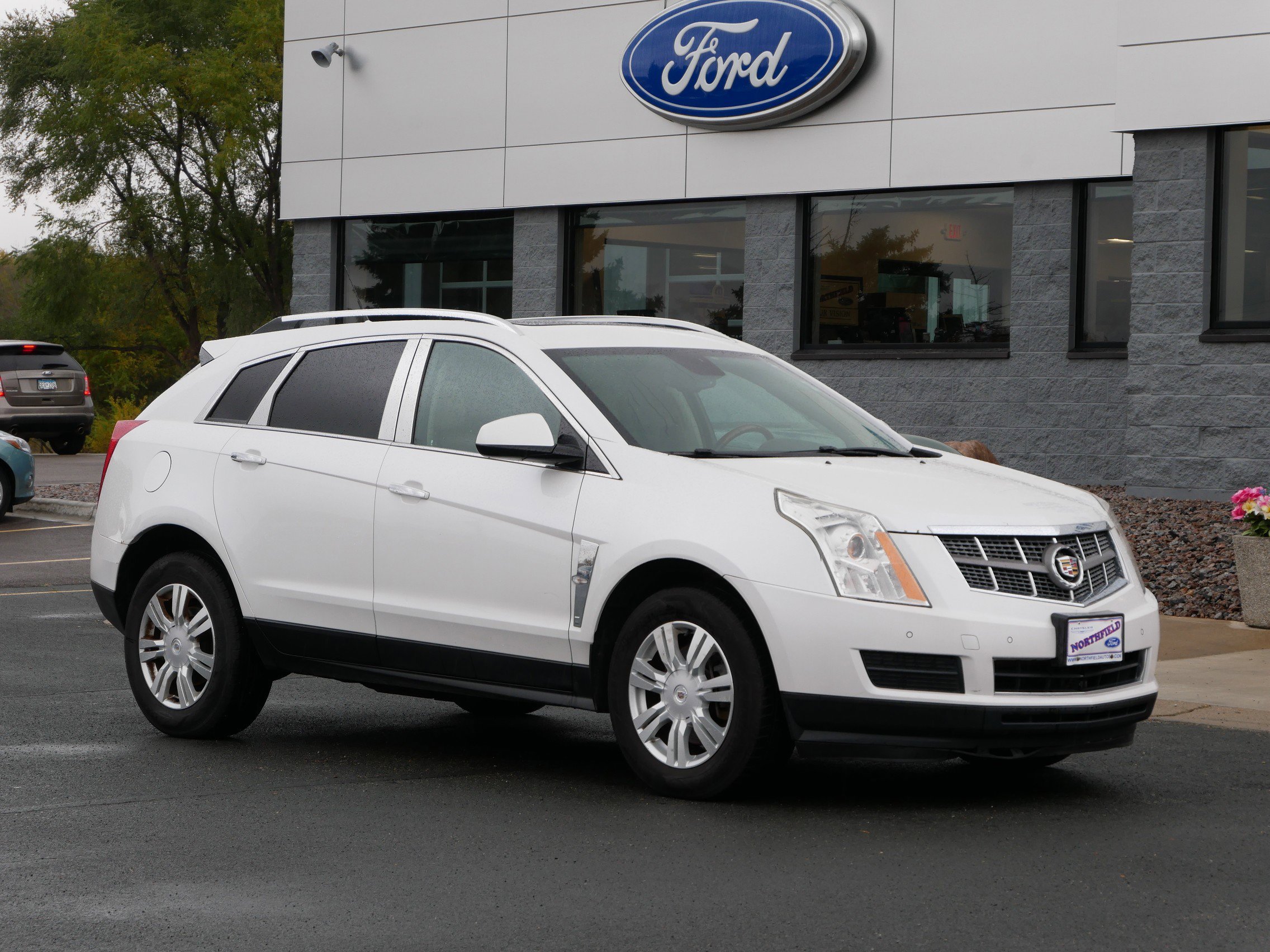 Used 2010 Cadillac SRX Luxury Collection with VIN 3GYFNAEY0AS592441 for sale in Northfield, Minnesota
