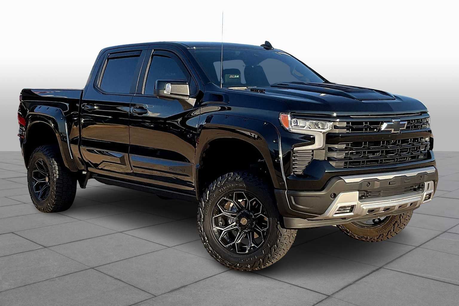 2025 Chevrolet Silverado 1500 RST photo 4