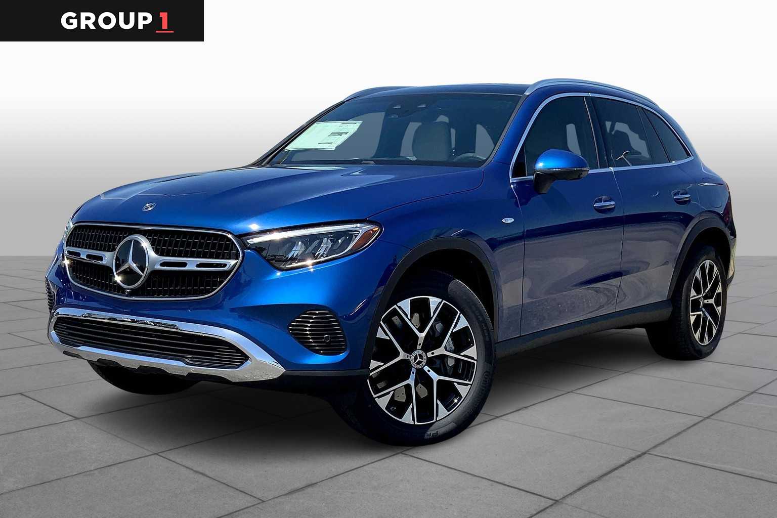 2025 Mercedes-Benz GLC Base's photo