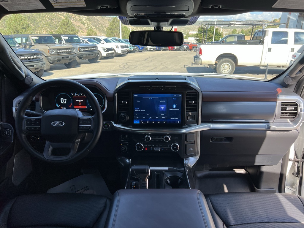 2022 Ford F-150 Lariat photo 17