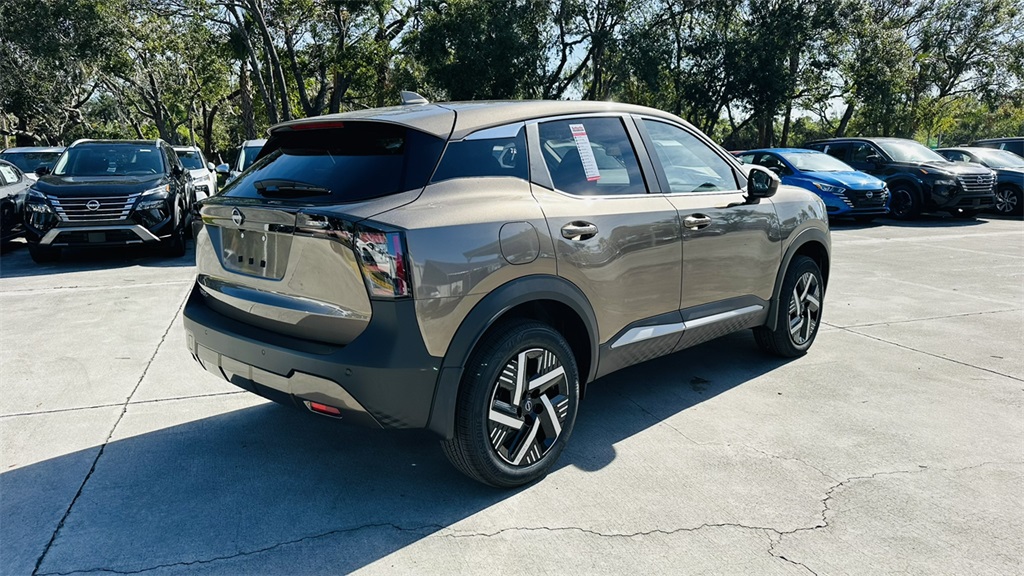 2026 Nissan Kicks SV photo 5