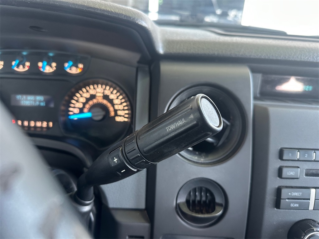 2014 Ford F-150 XL photo 25