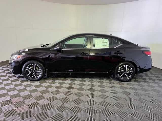 2025 Nissan Sentra SV photo 4