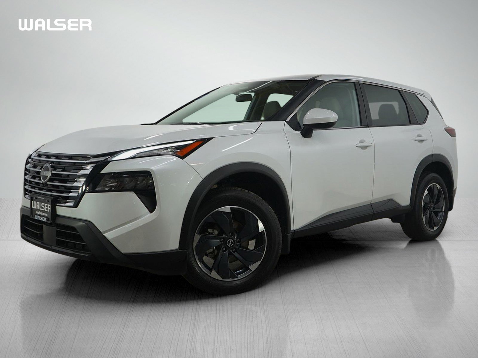 2024 Nissan Rogue SV's photo