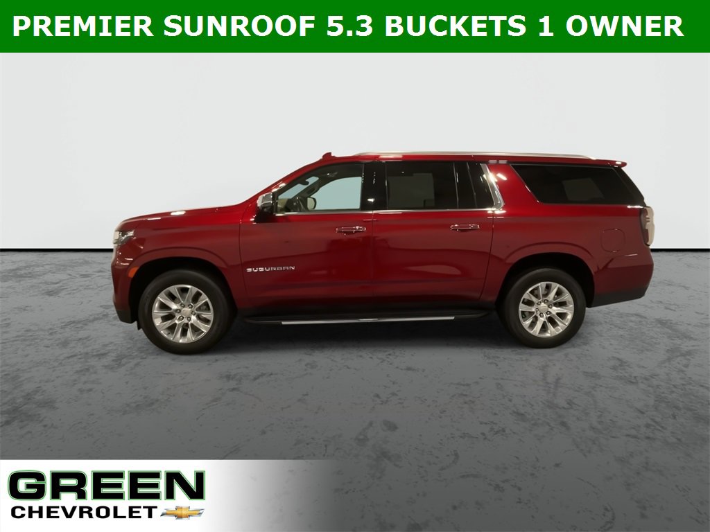 2023 Chevrolet Suburban Premier photo 3