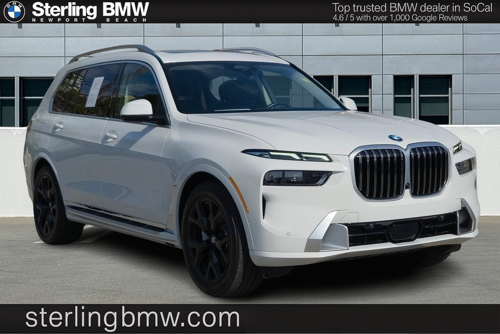 2023 BMW X7 40i's photo