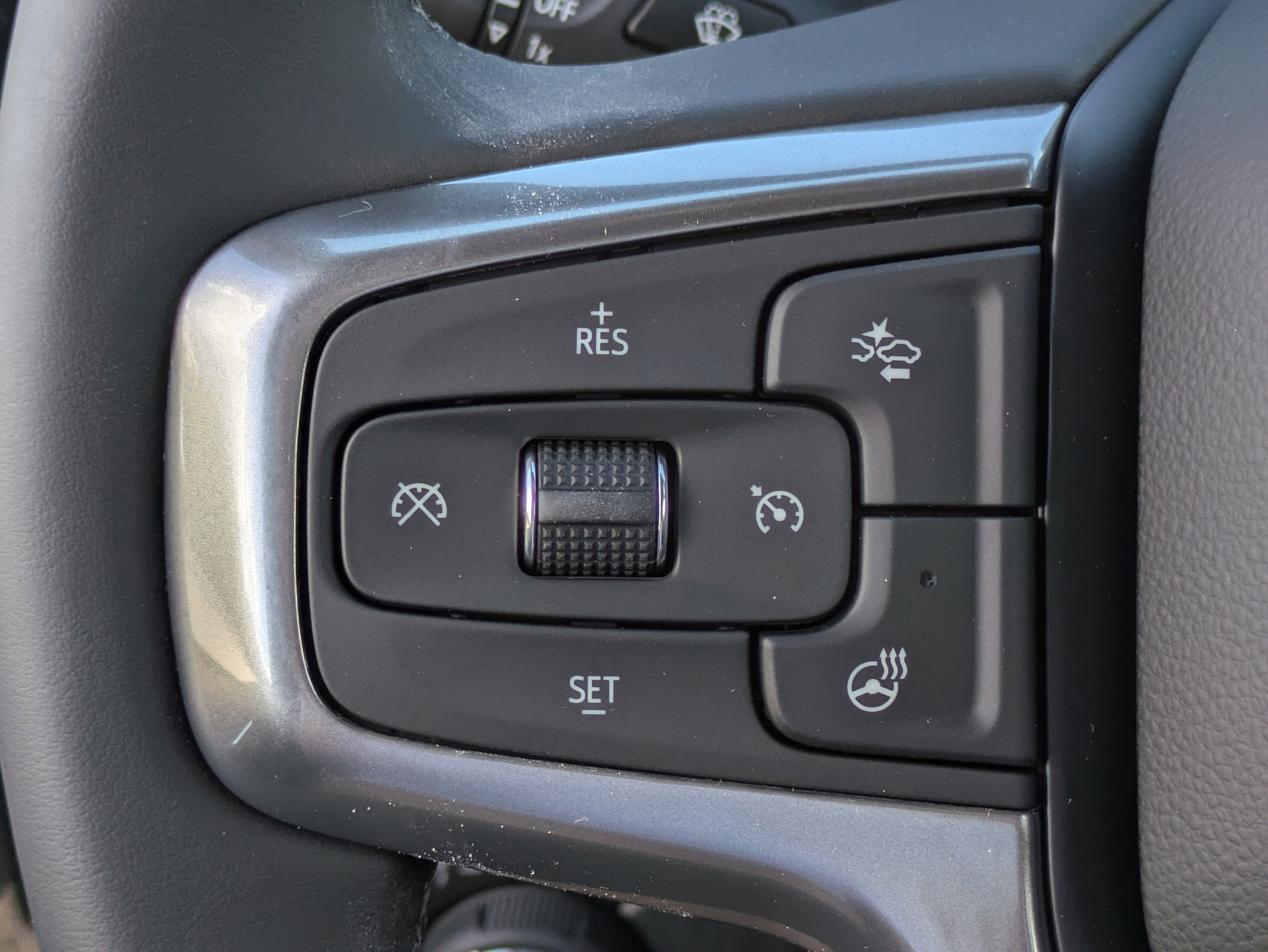 2026 Chevrolet Silverado 1500 LT photo 3