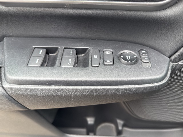 2022 Honda CR-V Touring photo 17
