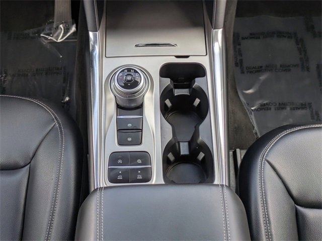 2020 Ford Explorer XLT photo 22