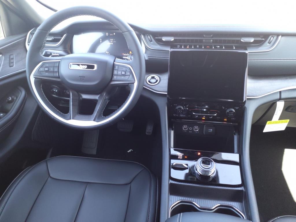 2025 Jeep Grand Cherokee Limited photo 20