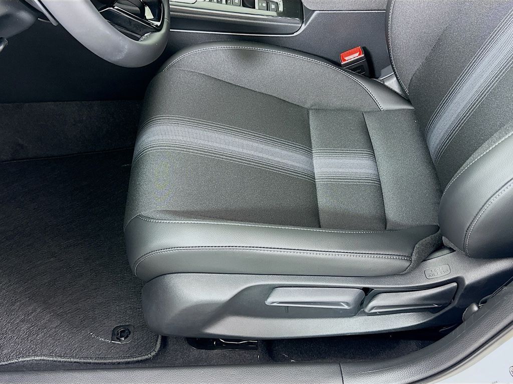 2026 Honda Civic Hatchback Sport photo 18