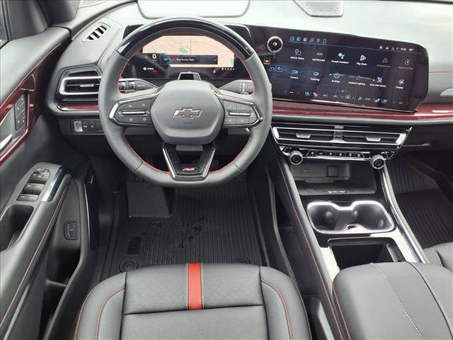 2026 Chevrolet Traverse RS photo 3