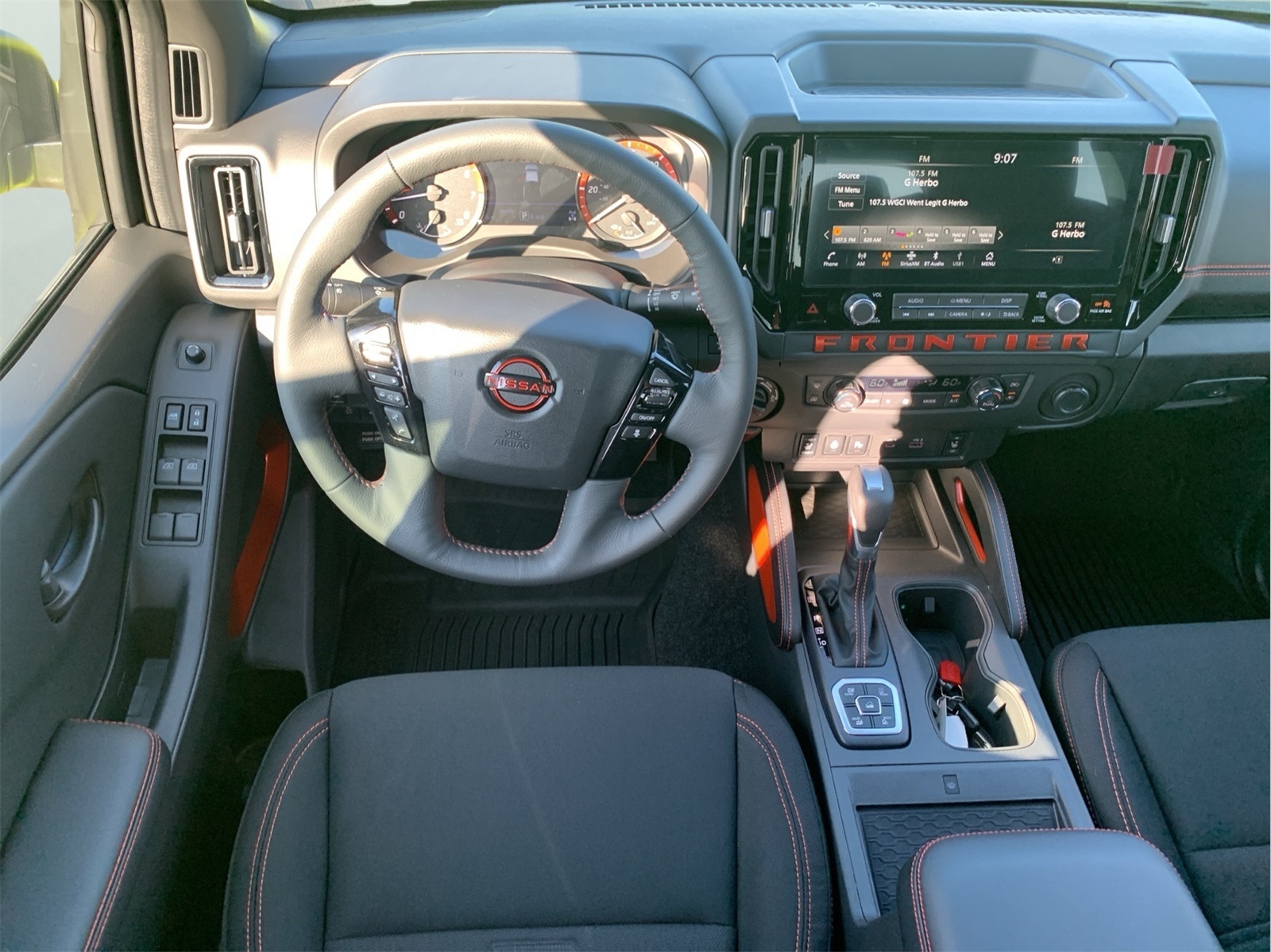 2026 Nissan Frontier Crew Cab PRO-4X photo 23