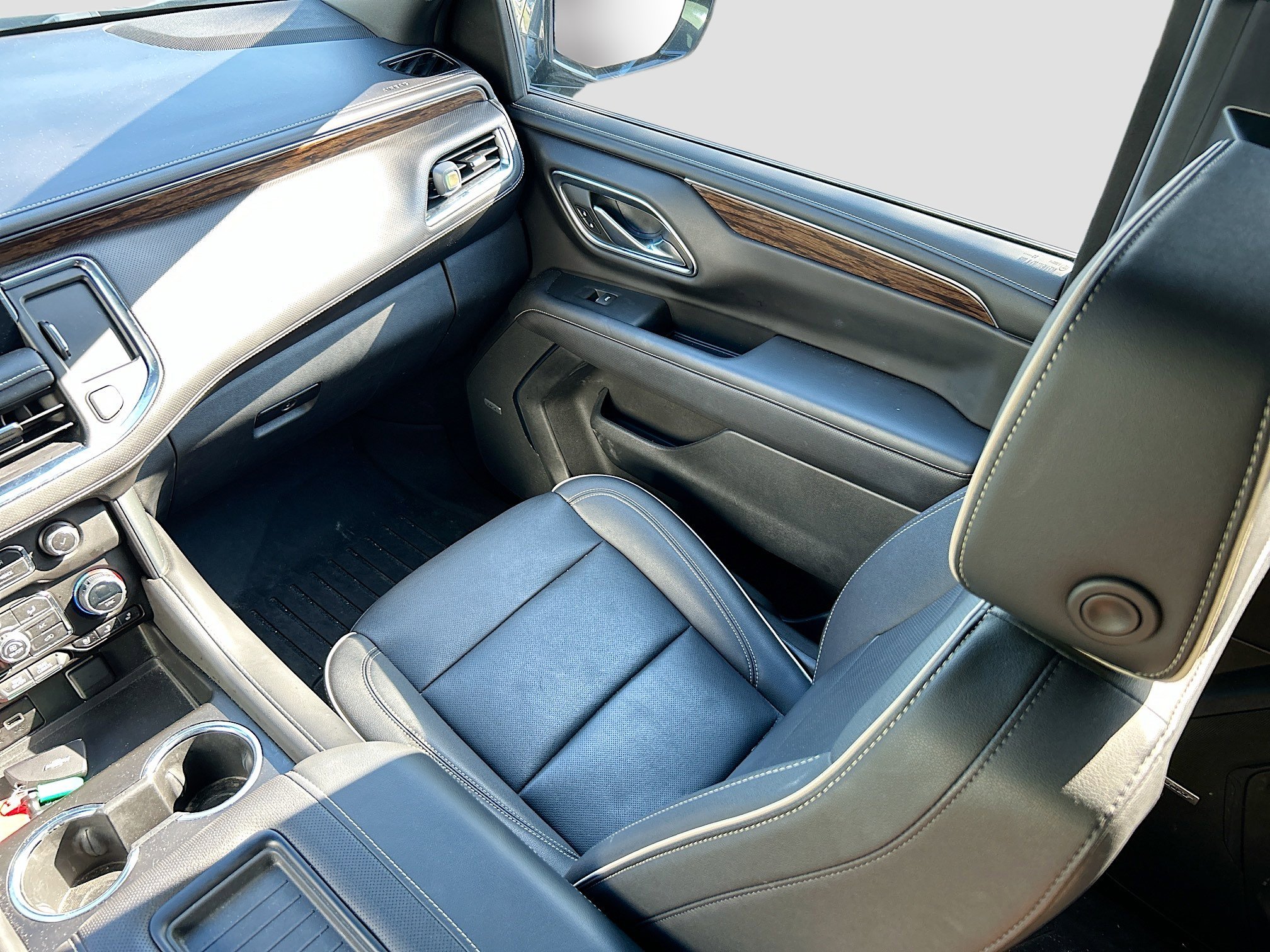 2023 Chevrolet Tahoe Premier photo 12