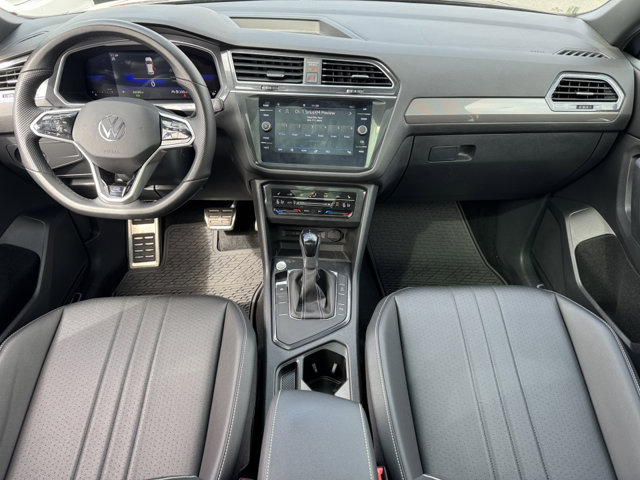 2023 Volkswagen Tiguan SE R-Line Black photo 3