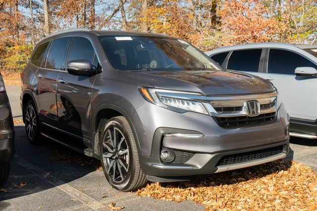 2022 Honda Pilot Touring photo 3