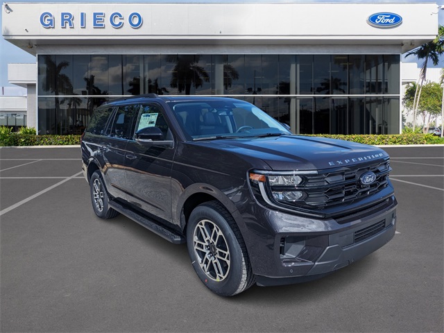 2025 Ford Expedition photo 2