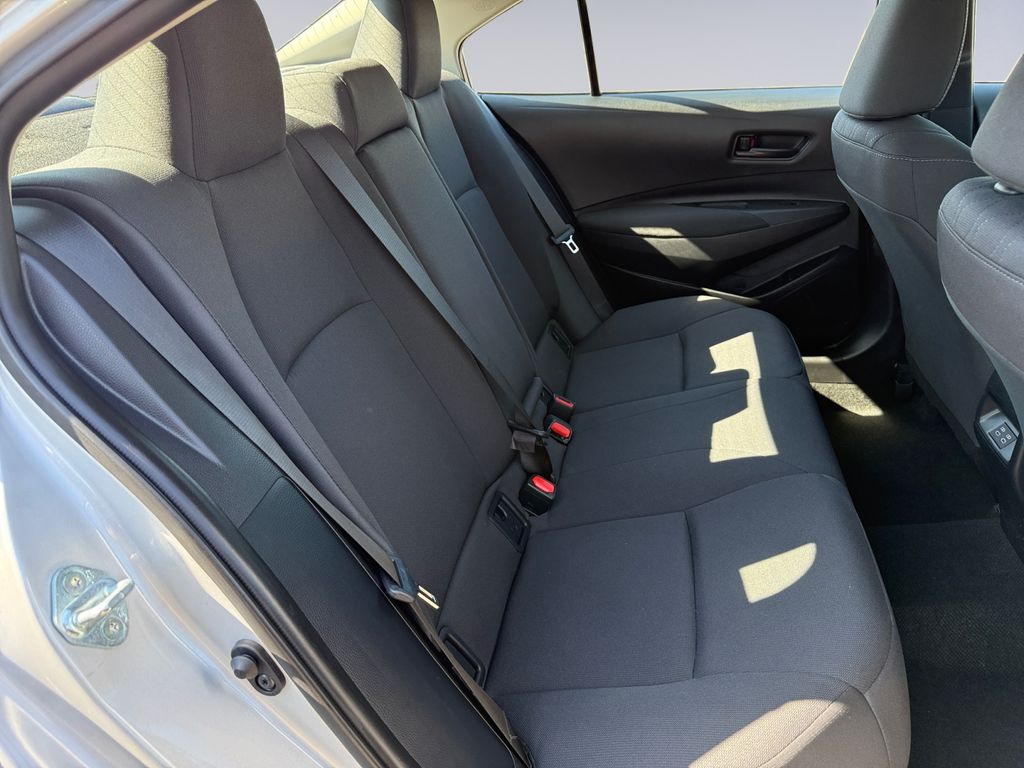 2024 Toyota Corolla LE photo 18
