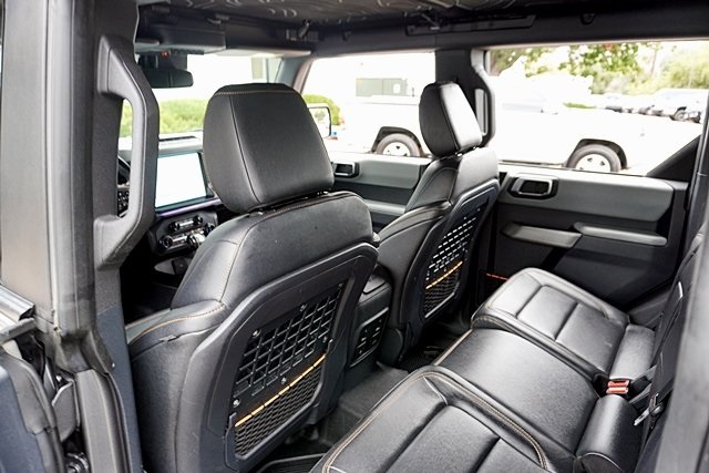 Used 2022 Gray Ford Badlands image 18