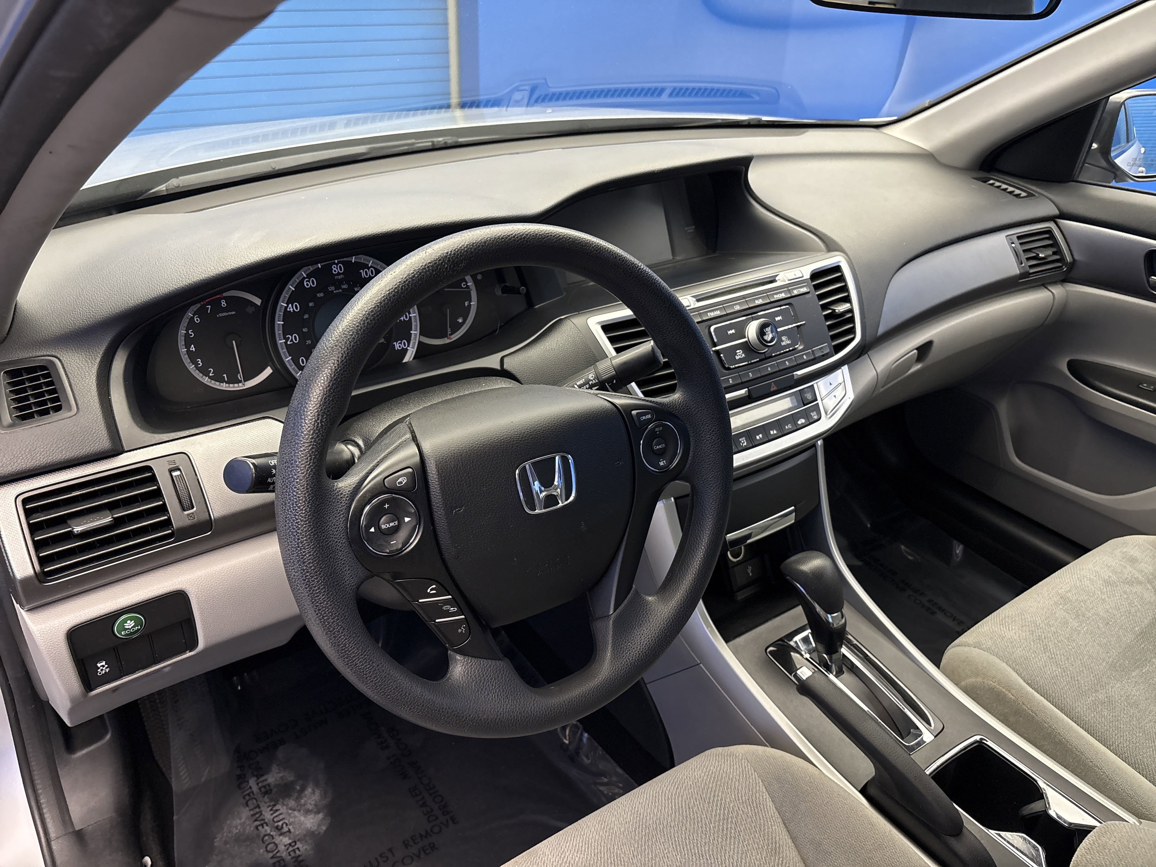 2013 Honda Accord LX photo 11
