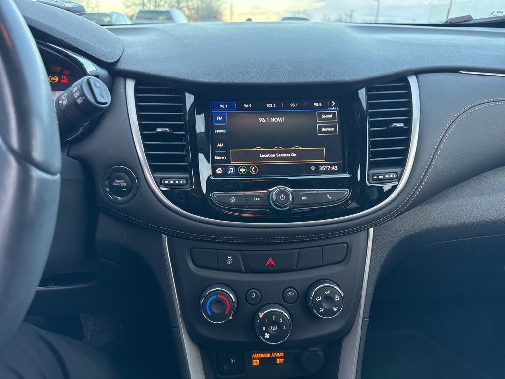 2022 Chevrolet Trax LT photo 4