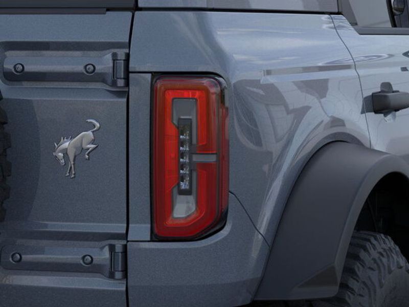 2025 Ford Bronco Badlands photo 21