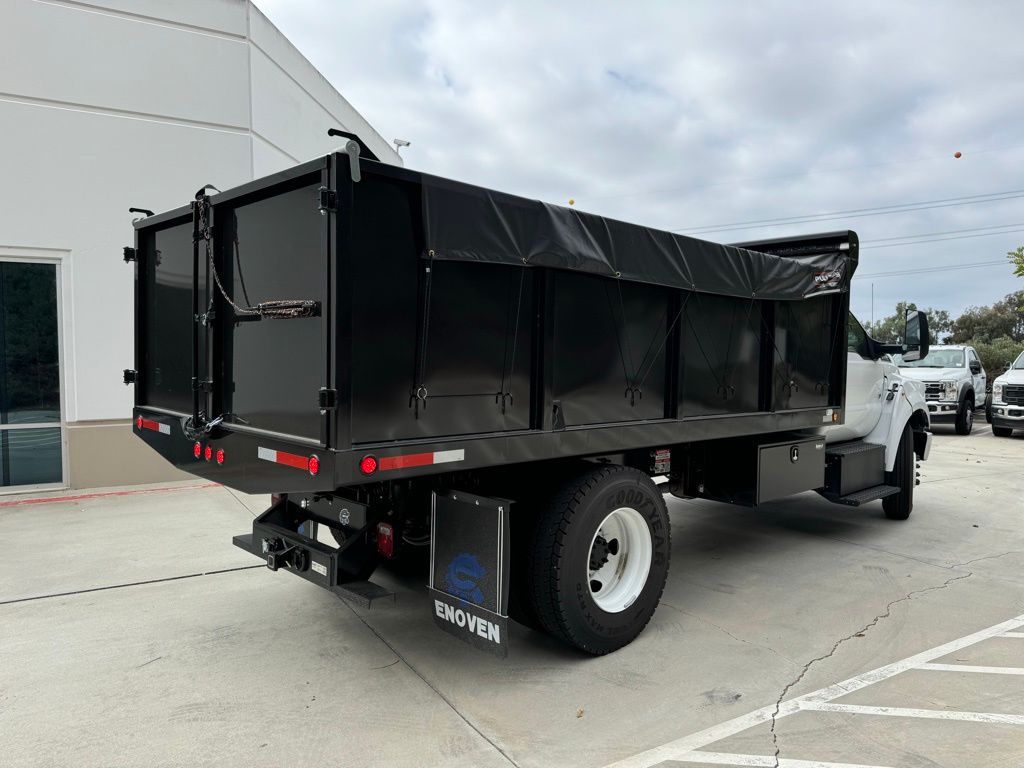 2025 Ford F-650 XL photo 5
