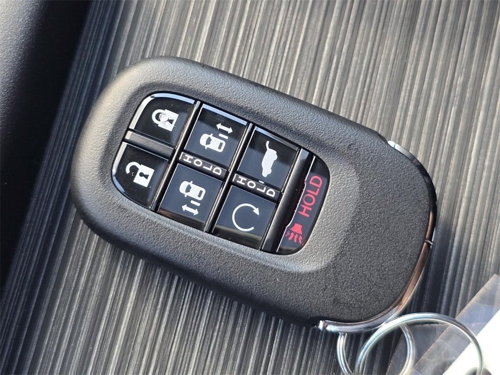 2026 Honda Odyssey photo 30