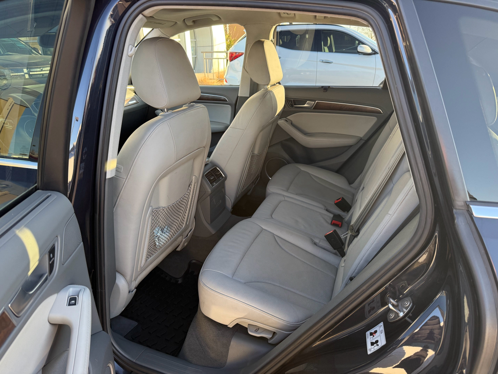 2016 Audi Q5 Prestige photo 4