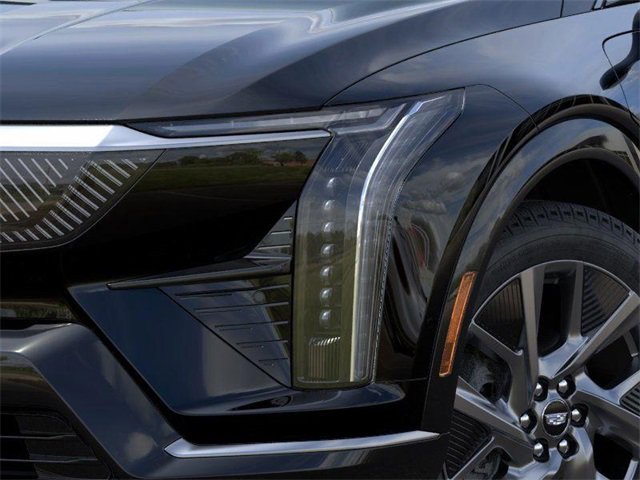 2025 Cadillac Optiq Luxury photo 7