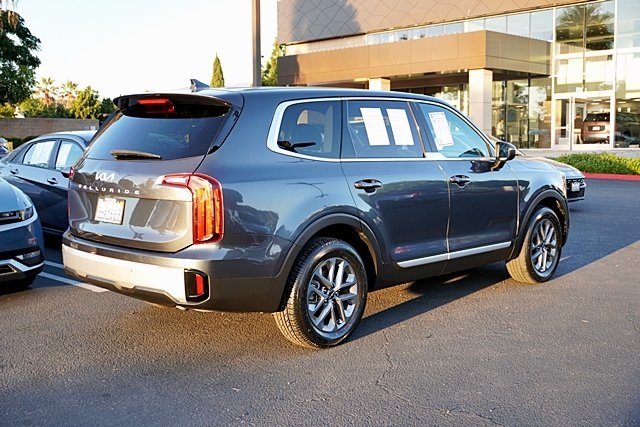 2024 Kia Telluride LX photo 4