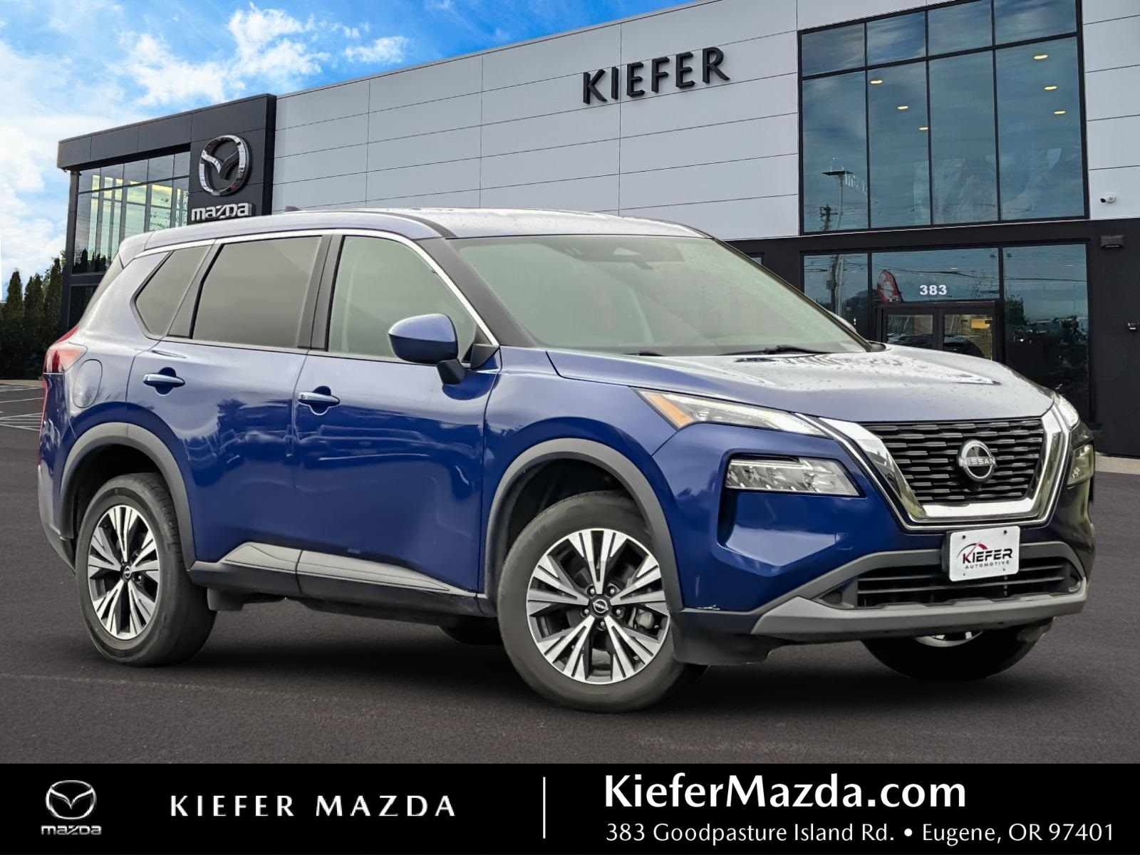 2023 Nissan Rogue SV's photo