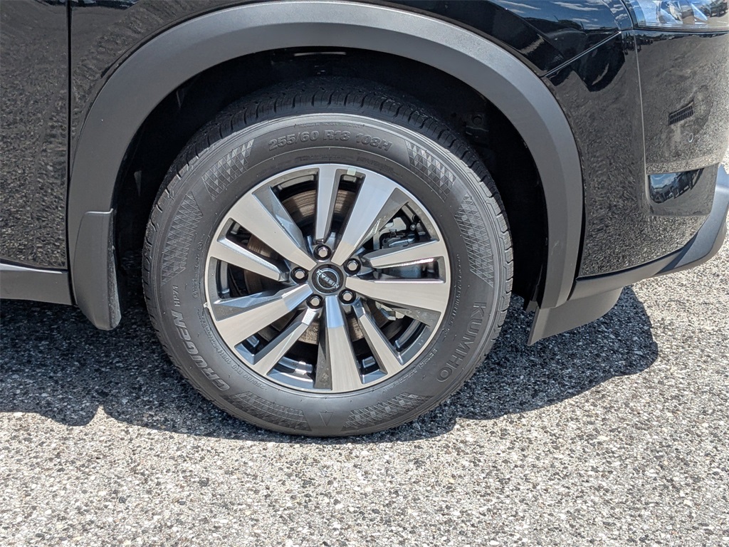 2025 Nissan Pathfinder SL photo 11