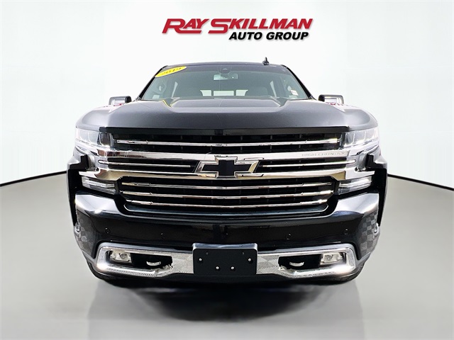 2019 Chevrolet Silverado 1500 High Country photo 2