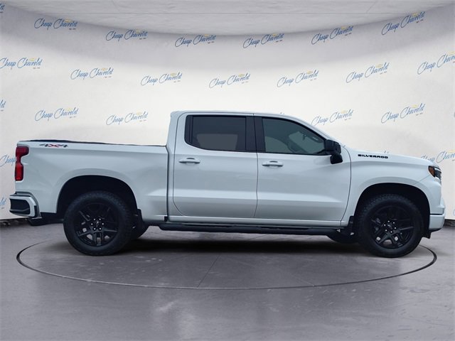 2025 Chevrolet Silverado 1500 RST photo 6