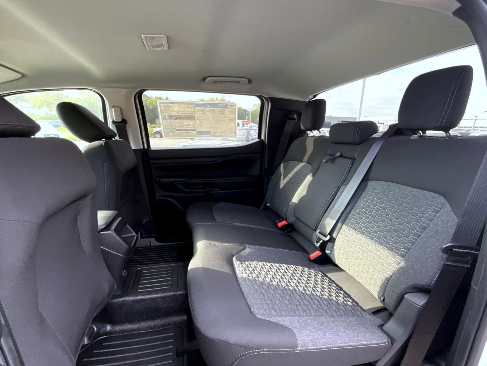 2025 Ford Ranger XL photo 8
