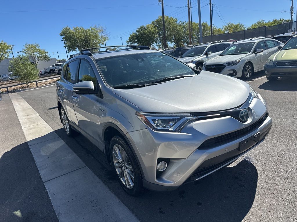 2018 Toyota RAV4 Hybrid Limited photo 3